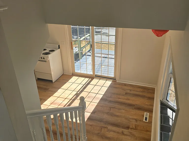 49 Riverview Dr #A — Photo 31
