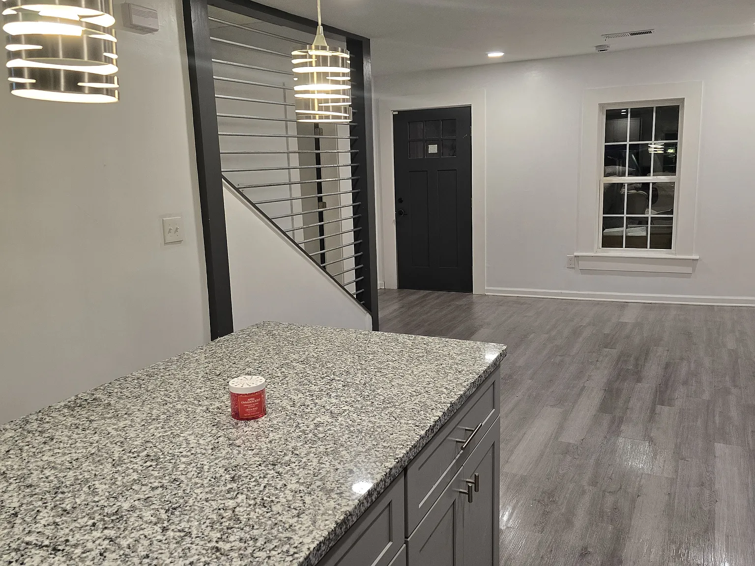 4 bed, $2,950 — Photo 3