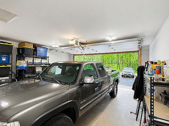 5th image of 400 Jon Brown Dr