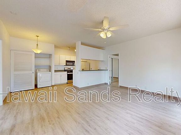 4th image of 91-989 Puamaeole St APT 1U