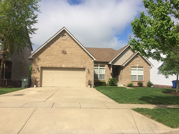 3rd image of 3933 Hollyberry Ln