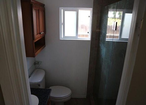 3rd image of 4431 Texas St