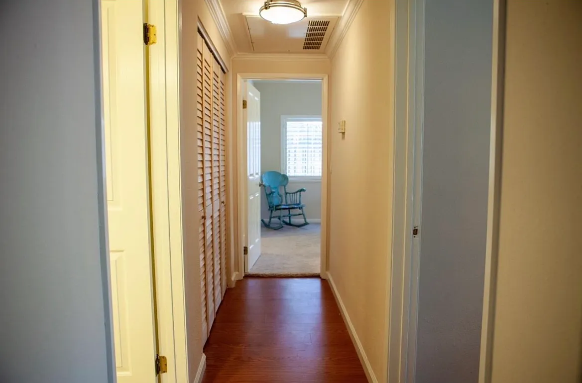 2 bed, 1100 sqft, $4,750 — Photo 2
