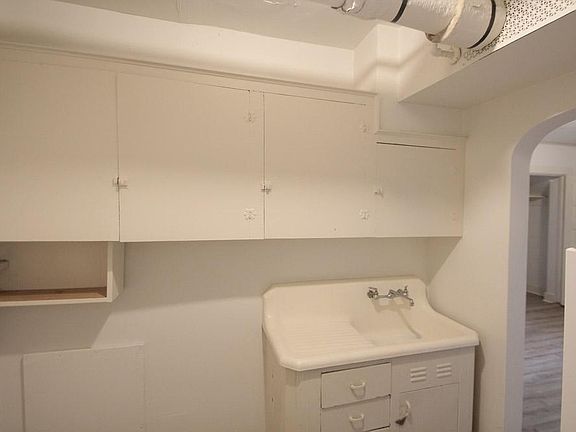 4th image of 500 Todd St APT 4