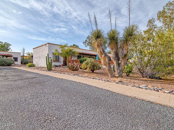 5th image of 366 S La Canada Dr Unit A