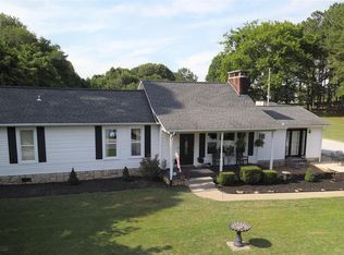 2494 Old McKenzie Hwy, Henry, TN 38231