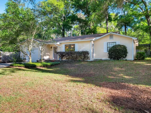 5822 Deer Park Cir, Tallahassee, FL 32311