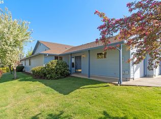 610 Benjamin Ave, Cottage Grove, OR 97424
