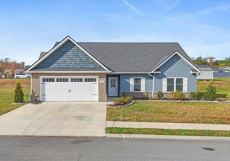 1st image of 1952 Meadow Creek Ln