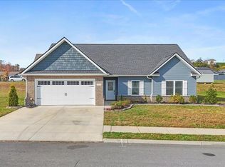 1952 Meadow Creek Ln, Jonesborough, TN 37659