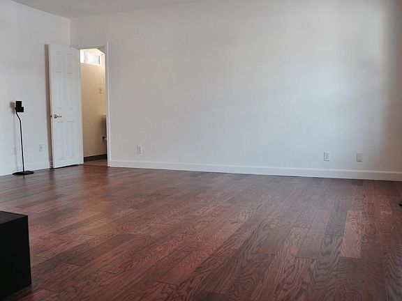 Living Room (NOTE: Does NOT include big screen TV or speaker