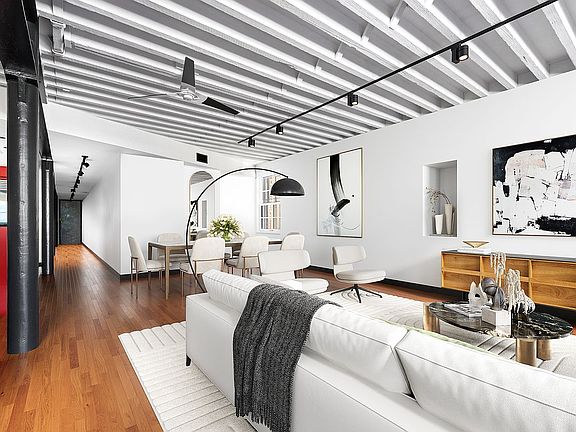 5th image of 39 N Moore St APT 2A