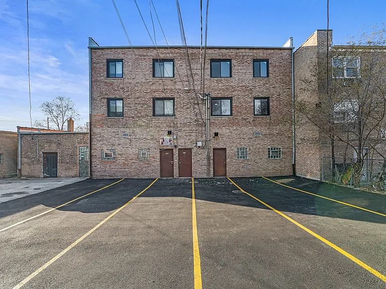 2337 W Touhy Ave #ID1490148P — Photo 16