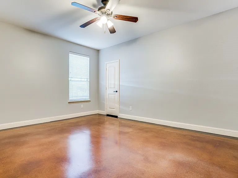 2714 Merida Ave #2714 — Photo 3