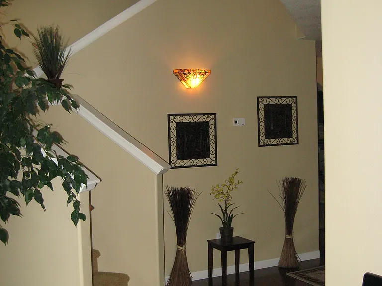 657 Spring Valley Dr — Photo 20
