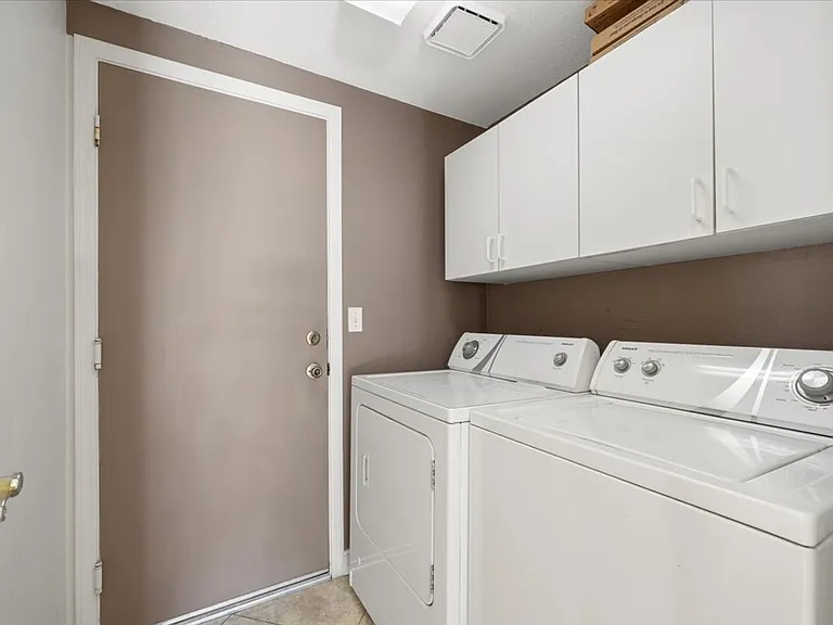 2336 Huntsville Dr — Photo 13