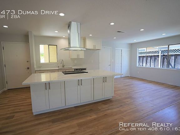 3rd image of 7473 Dumas Dr