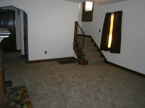 3rd image of 1831 Auburn Ave