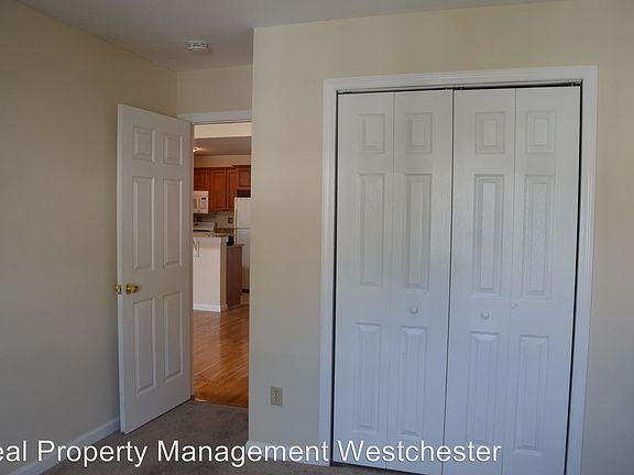 5th image of 118 Pelhamdale Ave