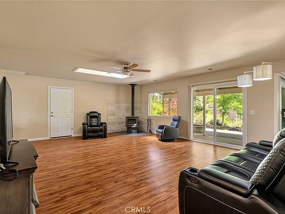 4th image of 1394 Wagstaff Rd