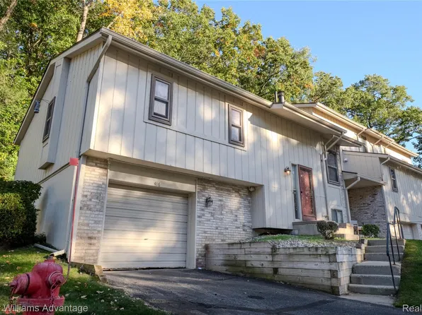416 Forest Dr, Brighton, MI 48116
