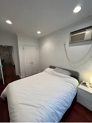 Rented by CNYC Apartments | media 25