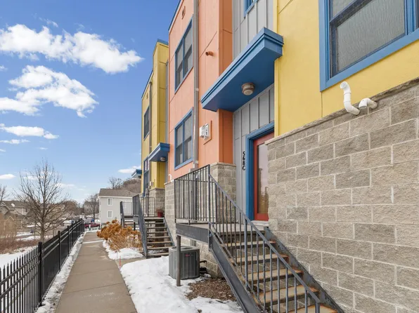 568 State St APT C, Saint Paul, MN 55107