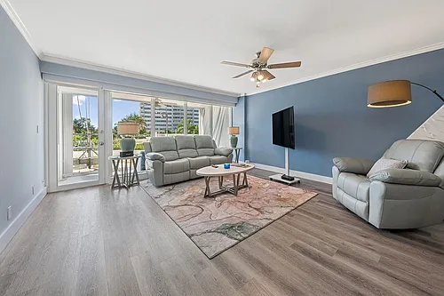 2000 S Ocean Dr #208 Photo 1