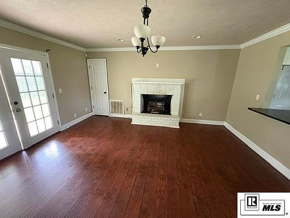 4th image of 313 Galloway St
