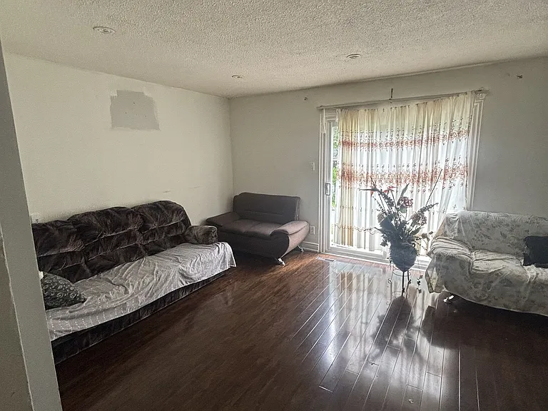 29 Horseley Hill Dr — Photo 14
