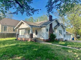 200 E Broadway Ave, Augusta, KS 67010