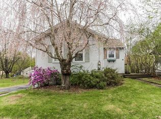 71 Bourne St, Three Rivers, MA 01080