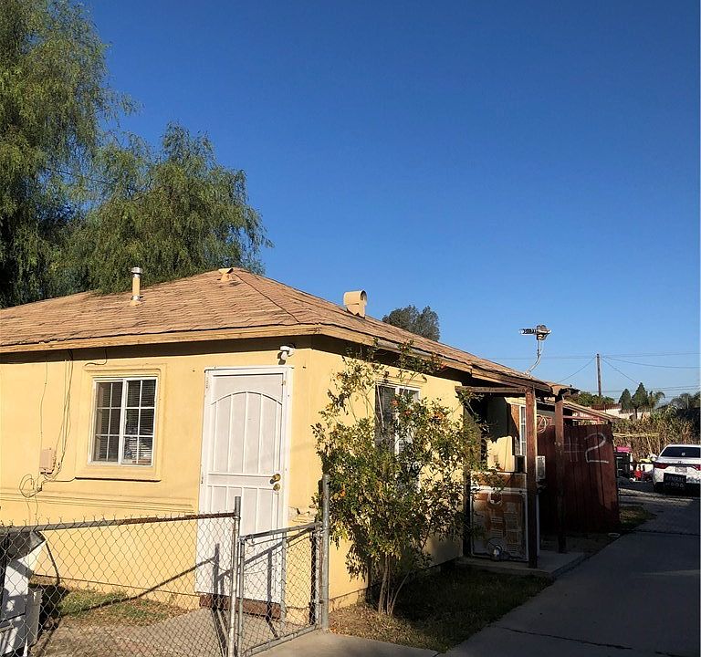 1st image of 18850 Lynwood St