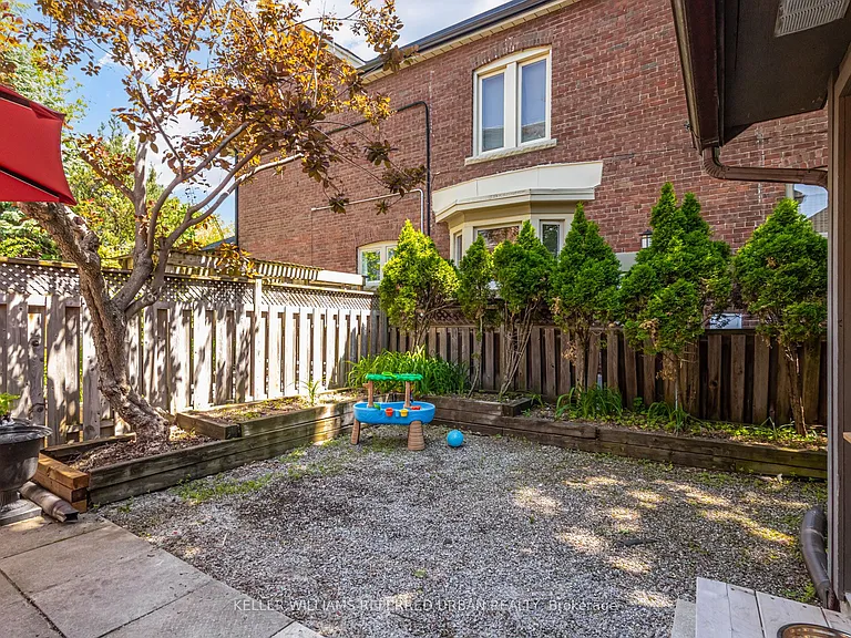 45 Wychwood Ave — Photo 36