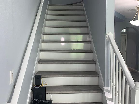5th image of 2228 Park Crescent Dr #2228