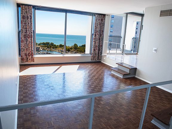 3rd image of 3200 N Lake Shore Dr APT 1701