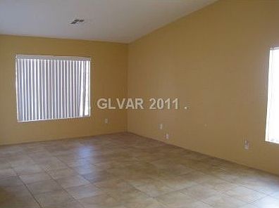 2nd image of 4724 Mountain Tree St