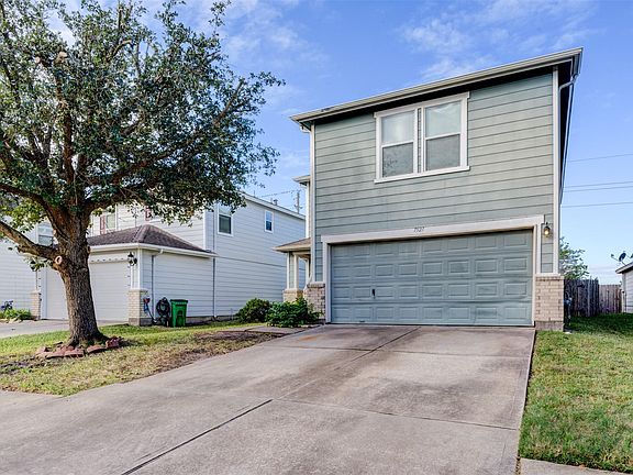 2nd image of 7527 Cypress Edge Dr