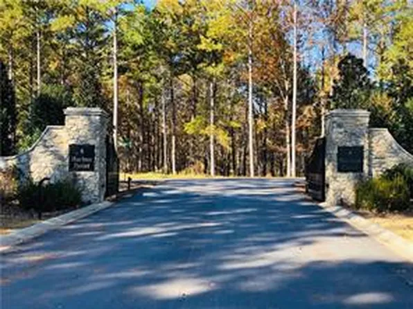 216 Point Rd, Seneca, SC 29672