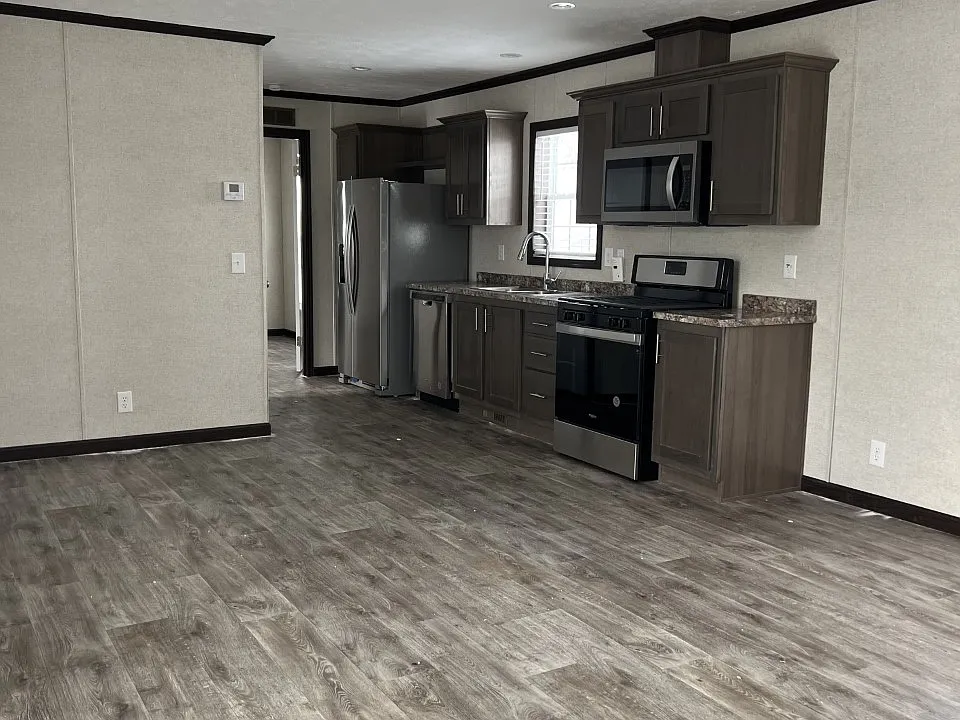 333 E Lakewood Blvd #65