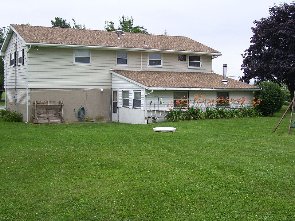 2nd image of 568 Farmington Rd