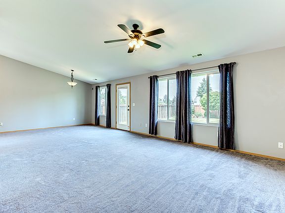 4th image of 4001 214th Street Ct E