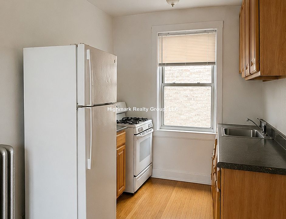 1st image of 2354 W Touhy Ave #3A