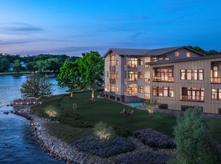 35 Badgers Is W UNIT 301, Kittery, ME 03904