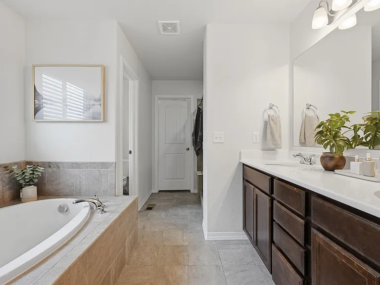 8258 Sprague Way — Photo 1