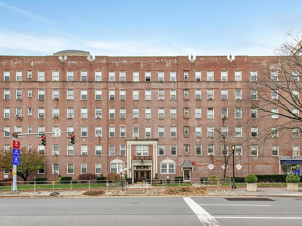 1st image of 1 S Broadway Unit 1