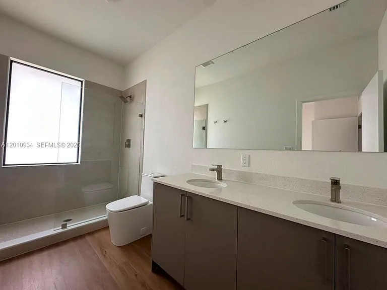 19442 SW 125th Ave #0 — Photo 12