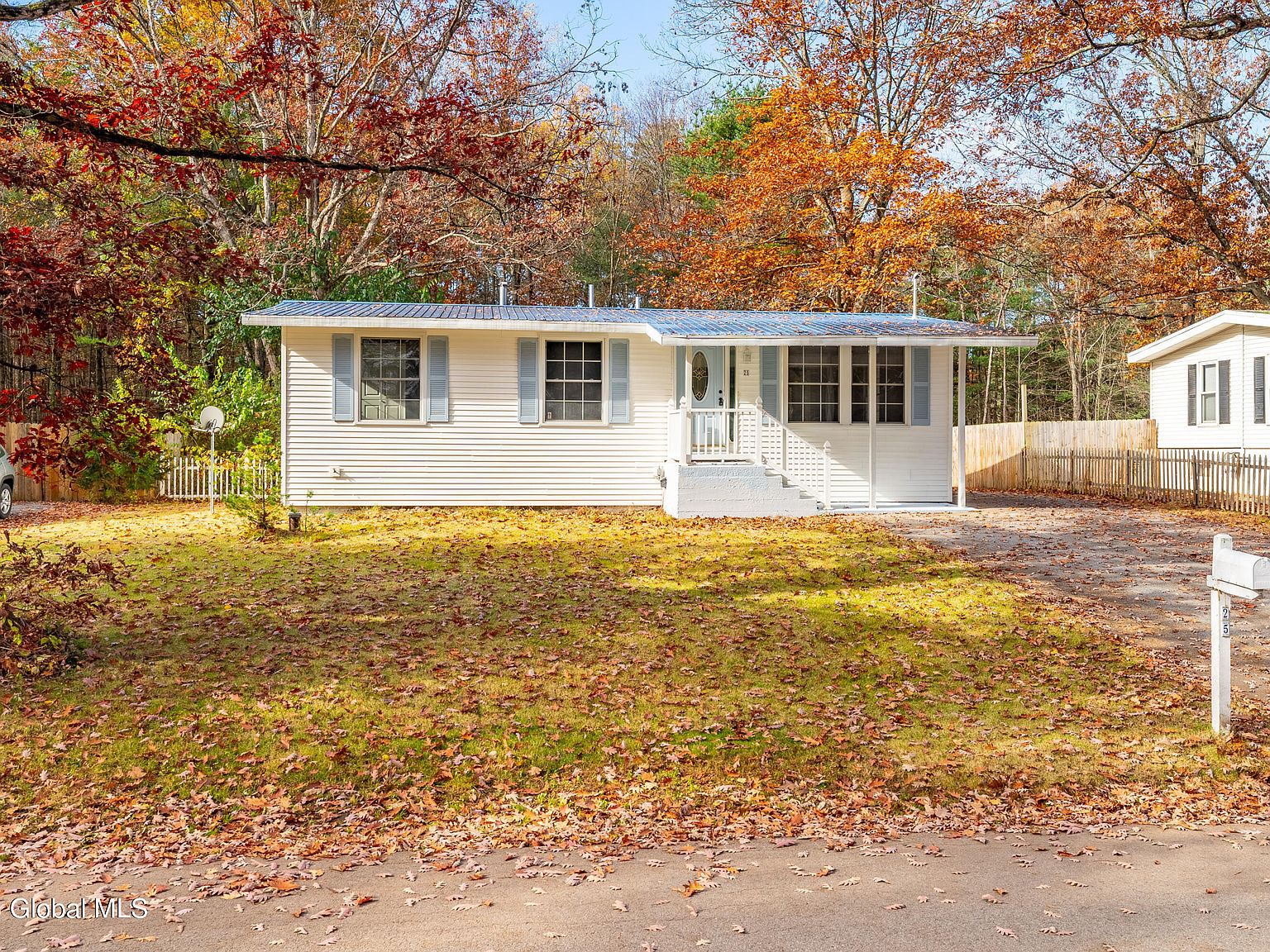 25 Red Oak Lane, Ballston Spa, NY 12020 | Zillow