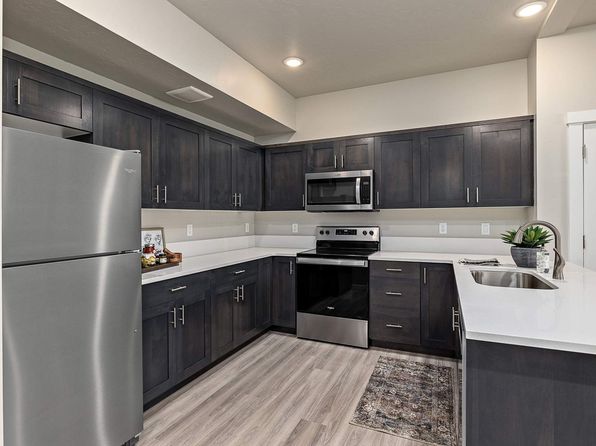 3020 N Christine St #2-302