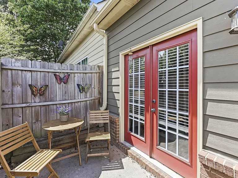 2826 Fox Wood Ln — Photo 31